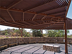 Custom Decks & Pergolas